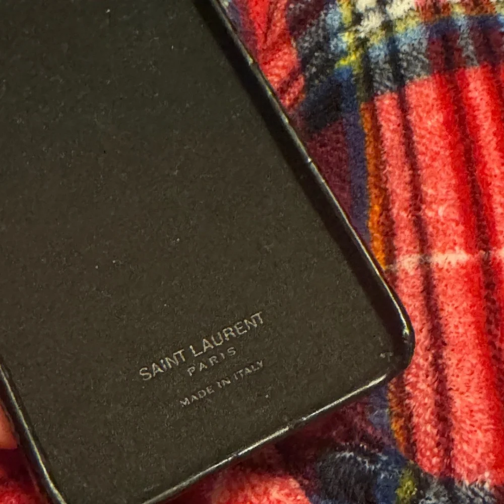 YSL - Picture 3 of 4
